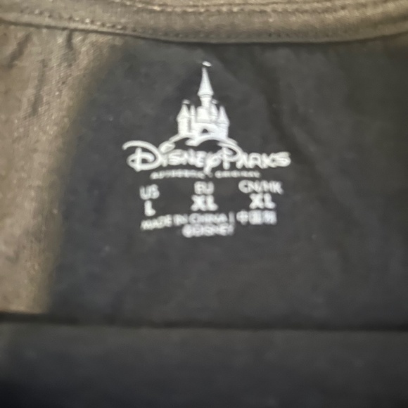 Disney park shirt (Shanghai) - Picture 3 of 4